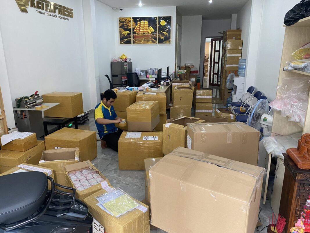 Gửi Hàng Đi Đài Loan